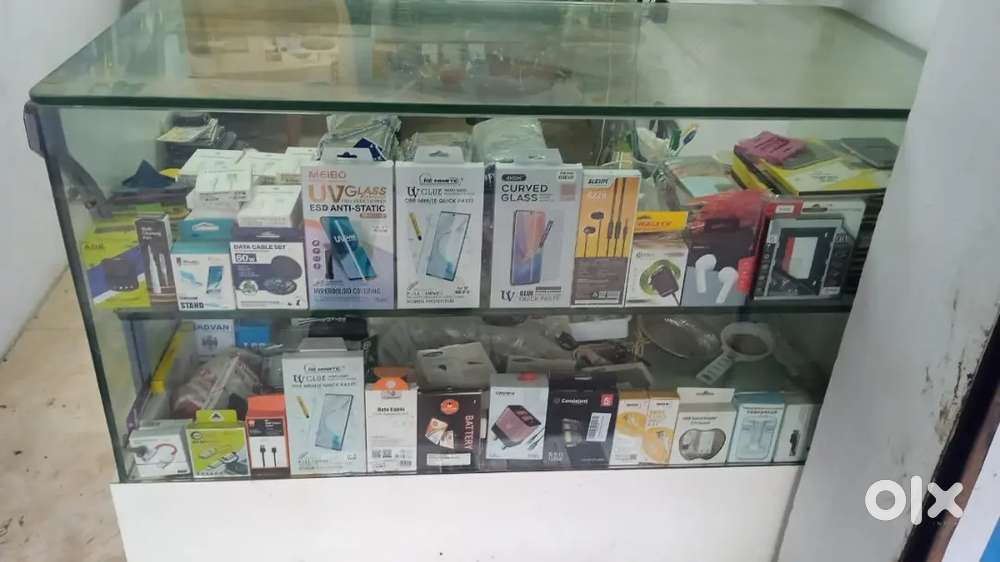 SHOP DISPLAY TABLE