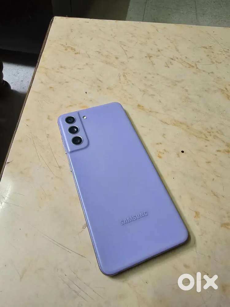 Samsung Galaxy S21 FE (8GB, 128GB)