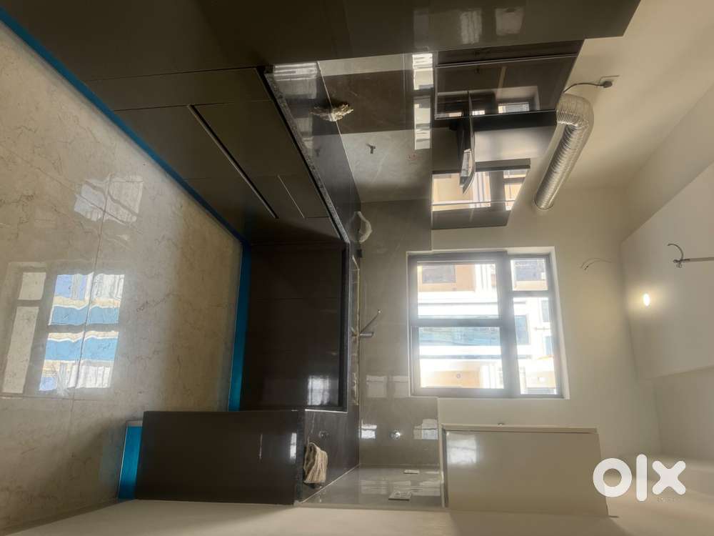 1bhk need a flatmate in 2+1 semi furnished flat