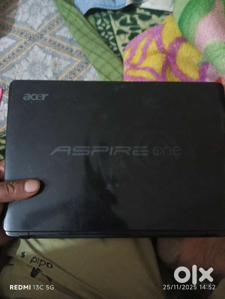 Acer laptop and 4gb ram 256 gb memory