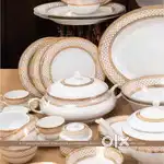 ORITSU Grandeur  A 71—piece premium dinner set Golden deaign crafted
