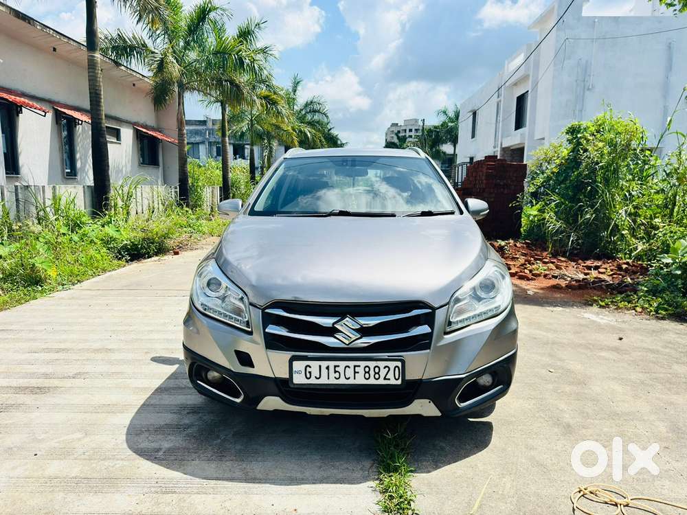 Maruti Suzuki S-Cross 2016 Diesel Well Maintained