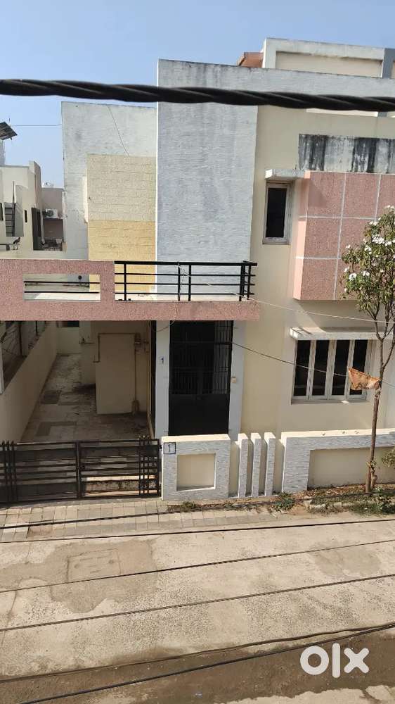 3 bedroom individuals for rent