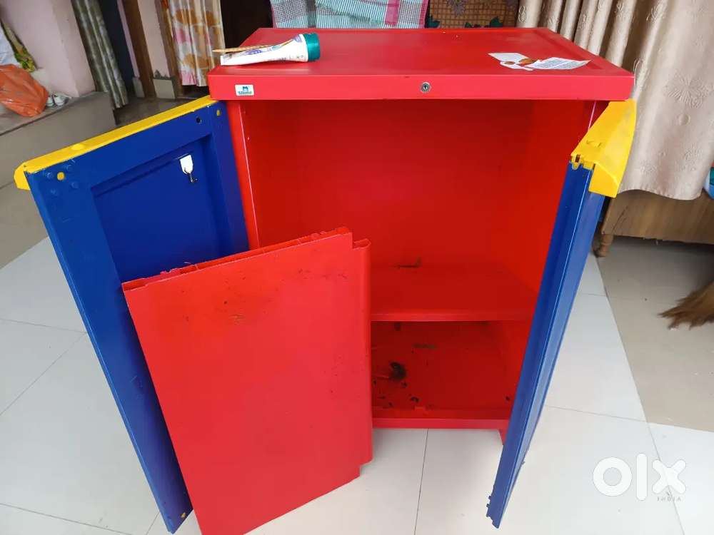 Nilkamal wardrobe plastic