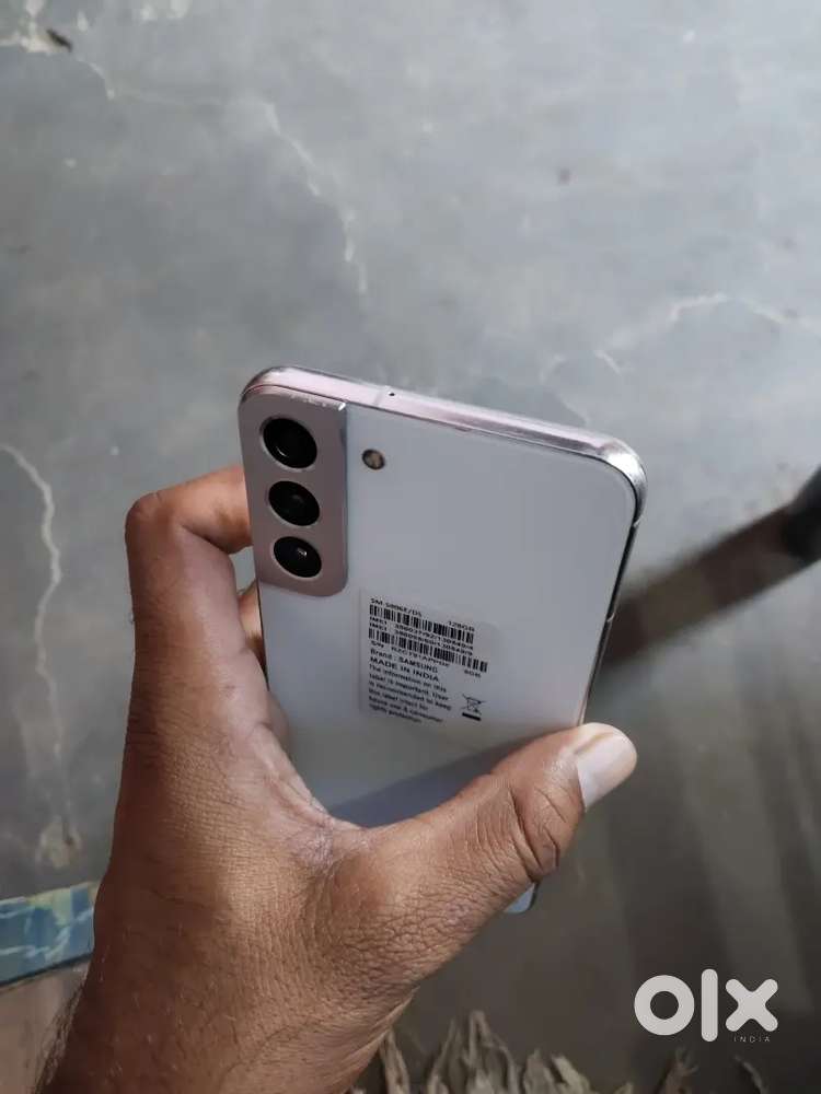 Samsung s22 plus 8gb 128gb display problem hai baki all working