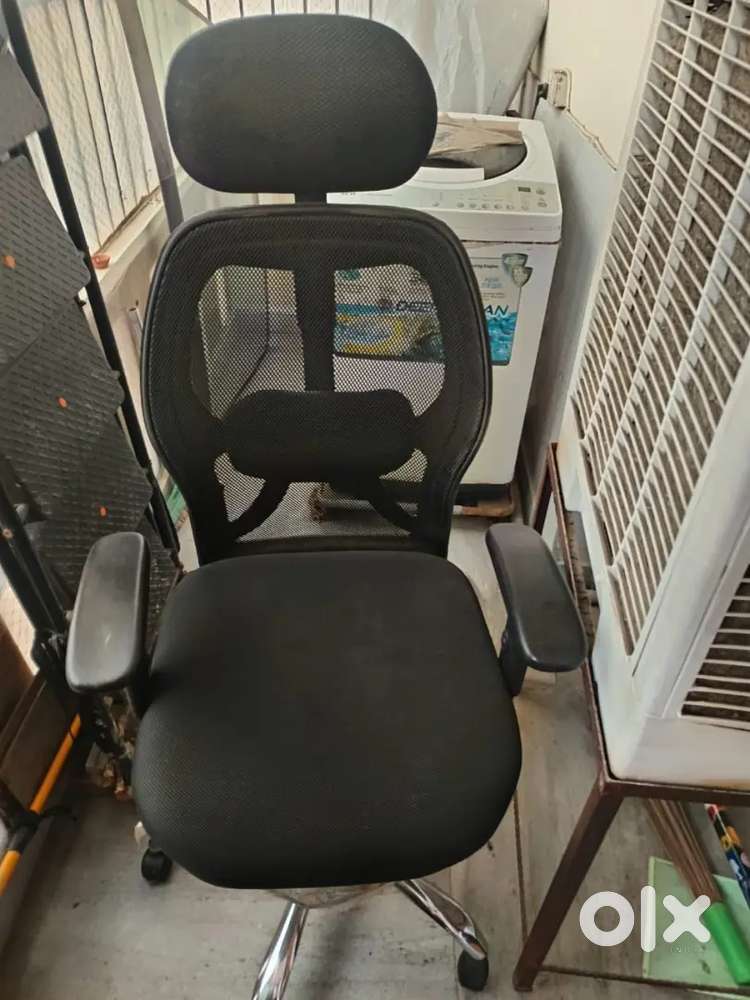 Computer chair