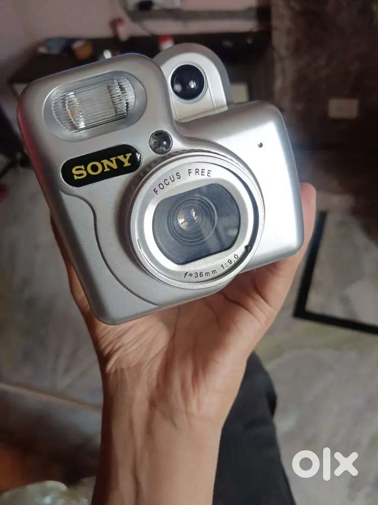 1990 vintage Camera
