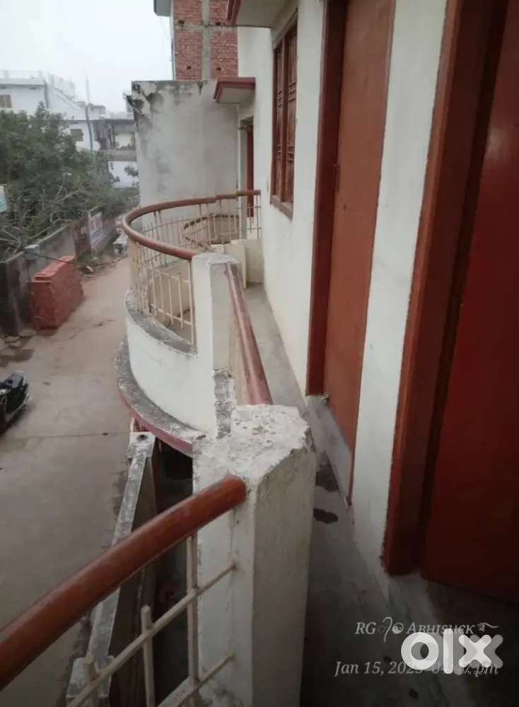 Room Are Available ON Rent For Vegetarian Family