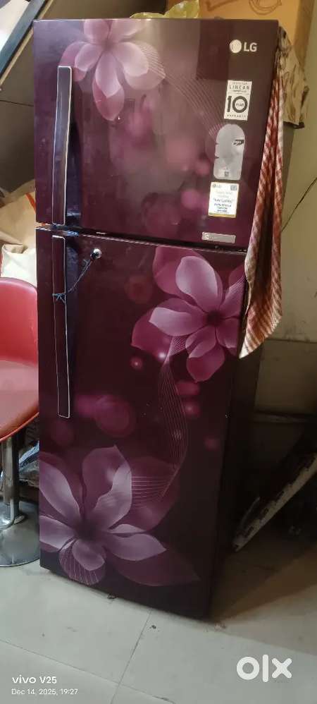 LG Double Door Fridge In Good Condition