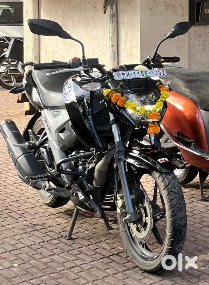 Well-maintained TVS Apache RTR 160 4V. Single owner.