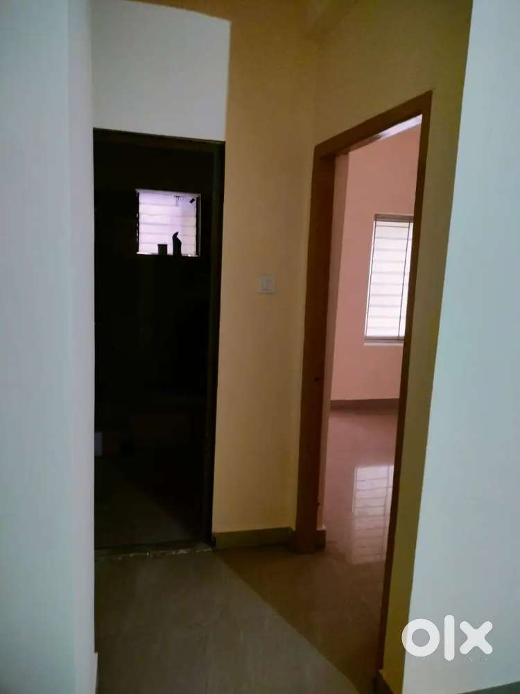 READY TO MOVE 2BHK FLAT AT SUNDARPADA HI -TECH CHOWK