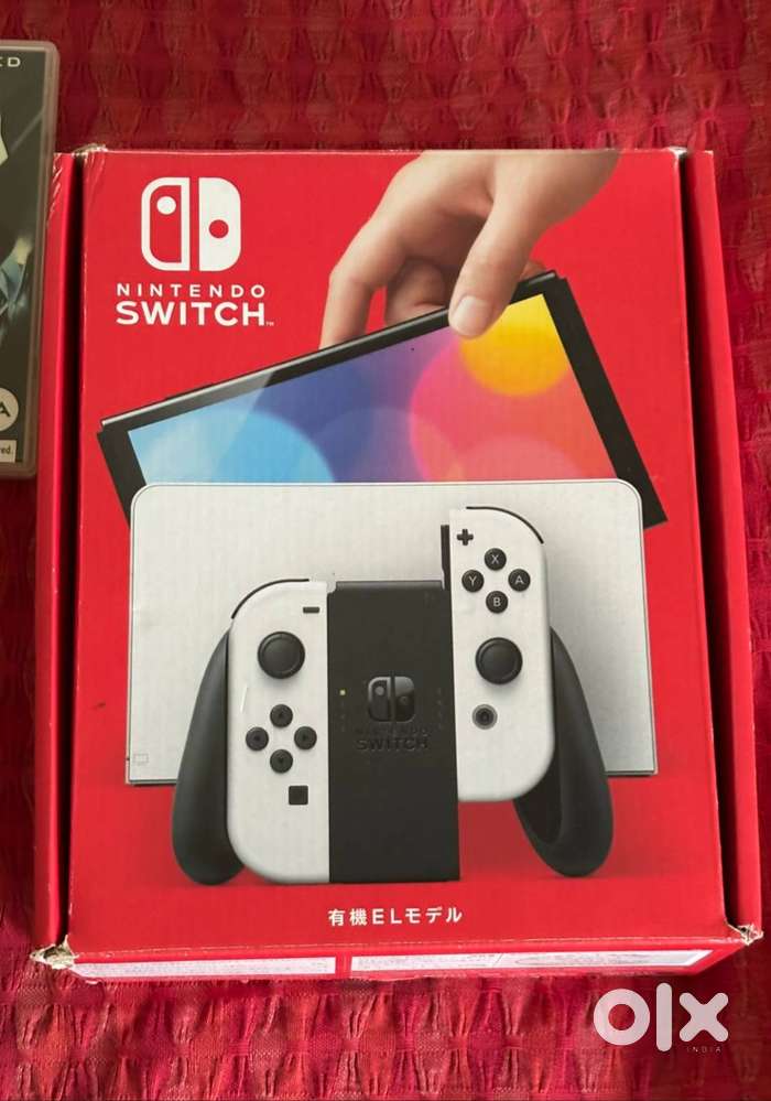 NINTENDO SWITCH 1 OLED MODEL CONSOLE WITH JOY CON ( WHITE)