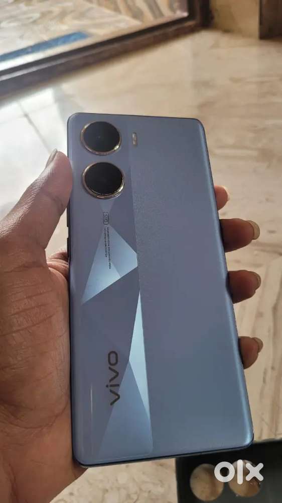 Vivo v29e 8+128 model changer and box available