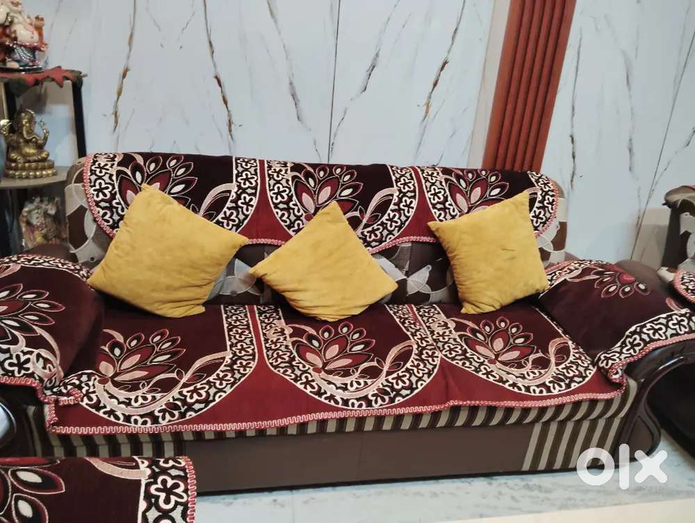 5 seater sofa
