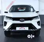 Toyota Fortuner 2.8 Legender 4x4, 2022, Diesel