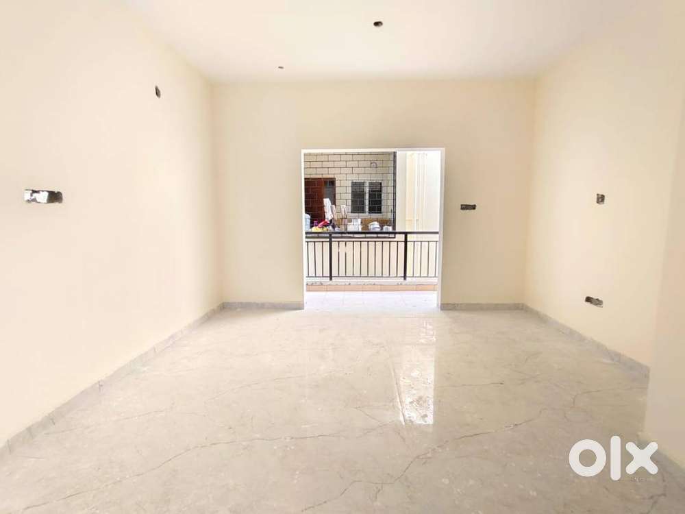 East facing 2 BHK flat with 2 Balcony & E-Khata receved for sale.