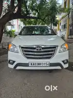 Toyota Innova 2014