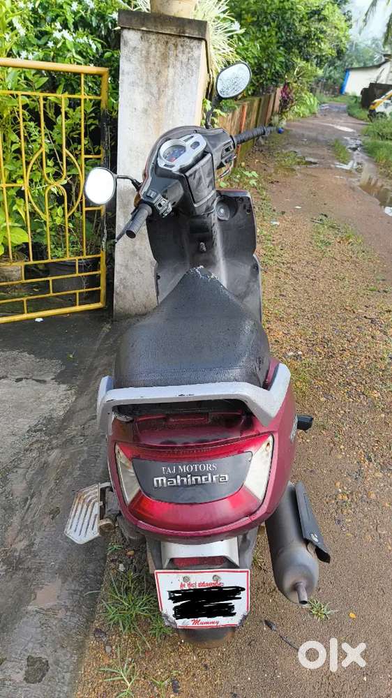 Mahindra Gusto – 2015 Model  Single Owner  Good Condition