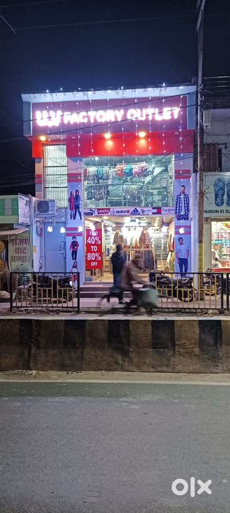 Mens and kids store closing offer