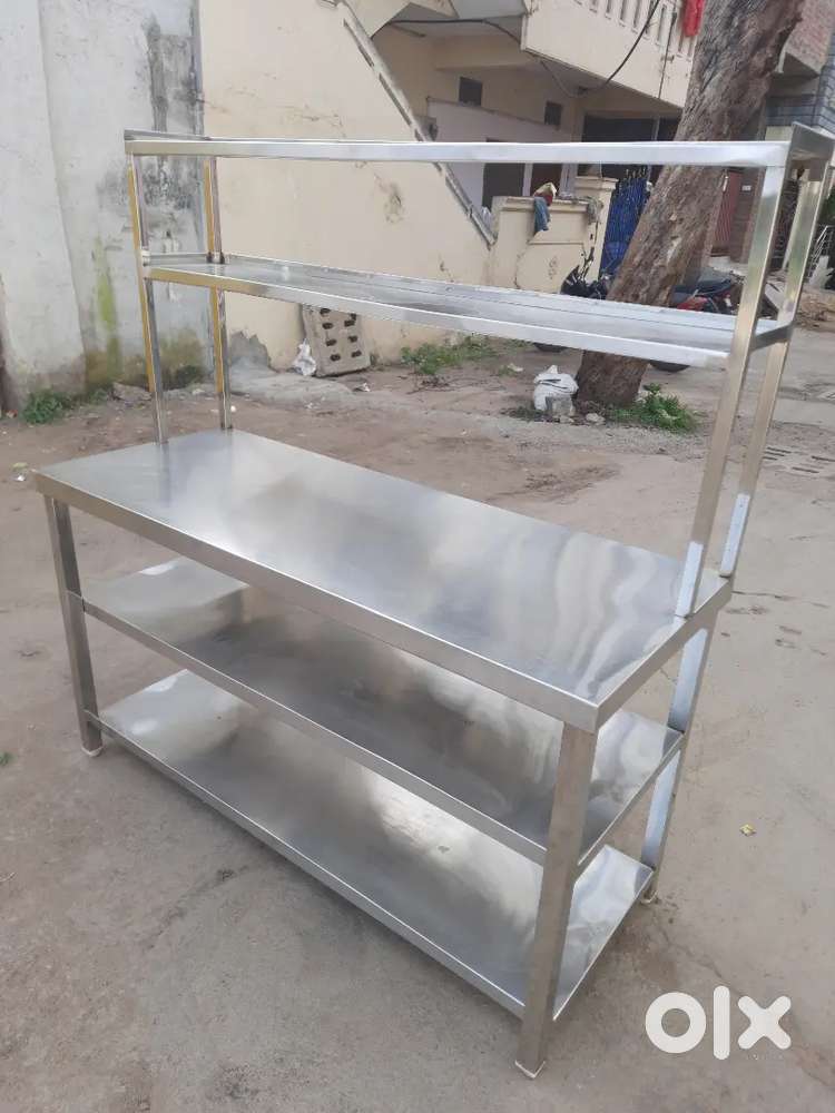 stainless steel work table or pick-up table (Brand-New) For Sale
