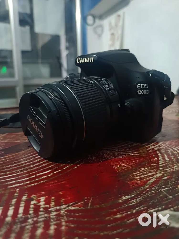 Canon camera 1200d