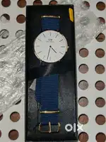 Watch DW Leather  belt wrist watch 100 percent original with bill