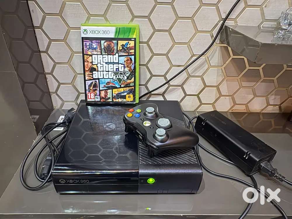 XBOX 360 E Console