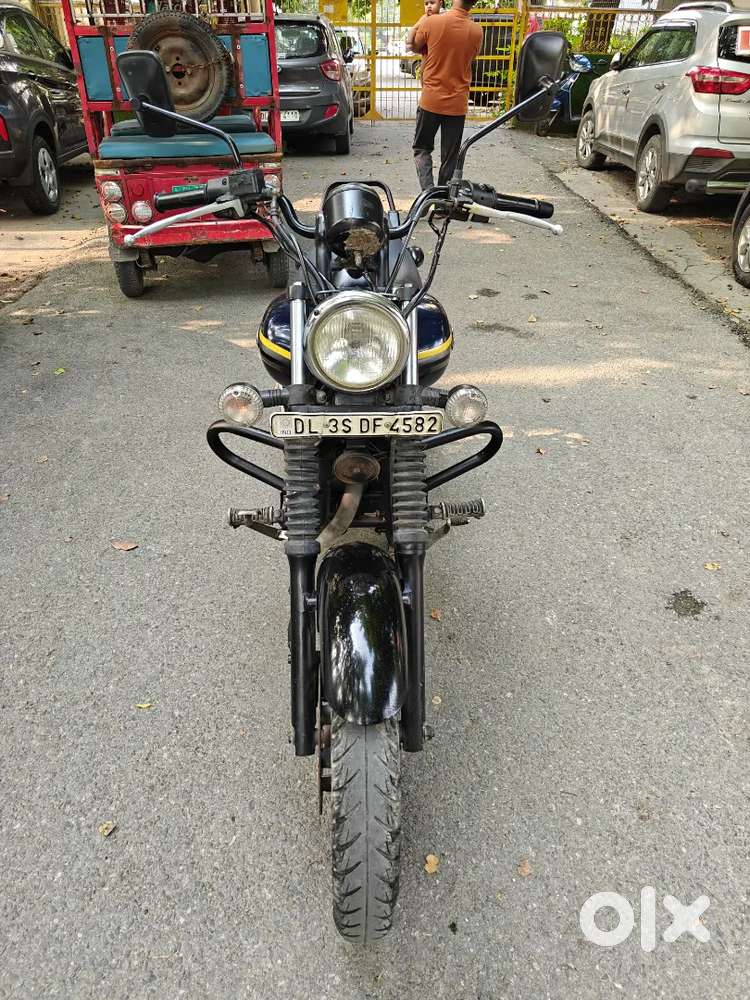 Avengers street 150 new condition
