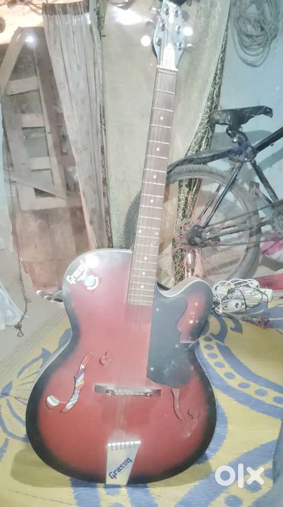 Guitar full condition