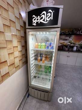 Cold drink fridge Haier