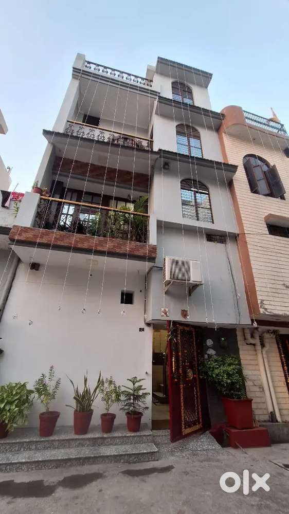 House sale CHAUHAN HIUSE