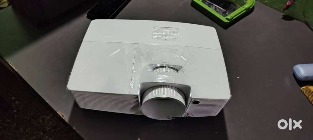 ◼ Acer Projector X125H
