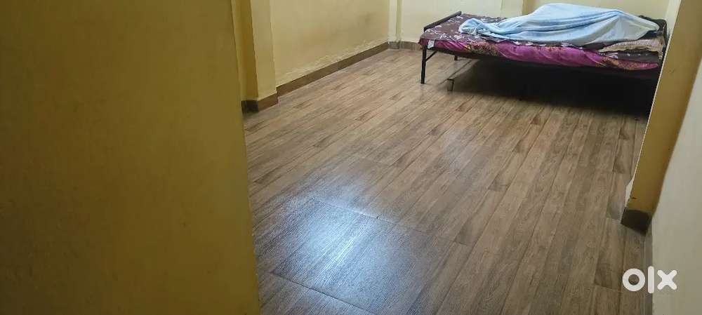 Female roommate for 1 bhk