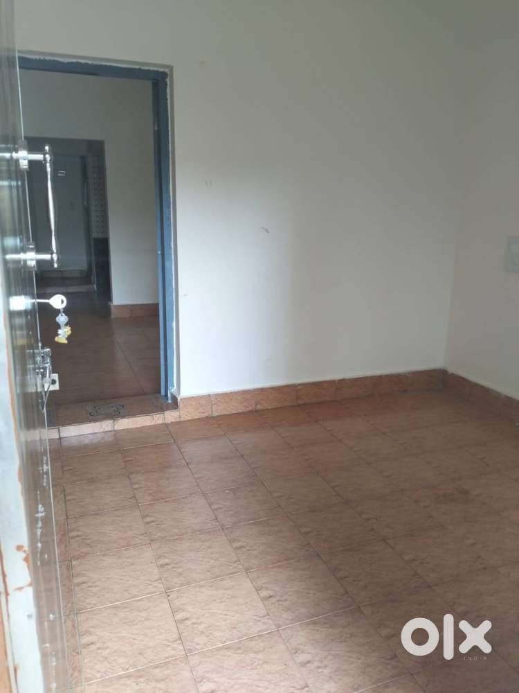 2BHK Semi-Furnished Builder Floor for Lease in Basaveshwara Nagar