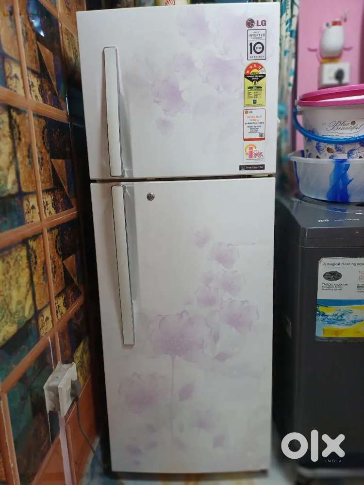 LG REFRIGERATOR 285L 4 STAR INVERTER WITH SOLAR SMART