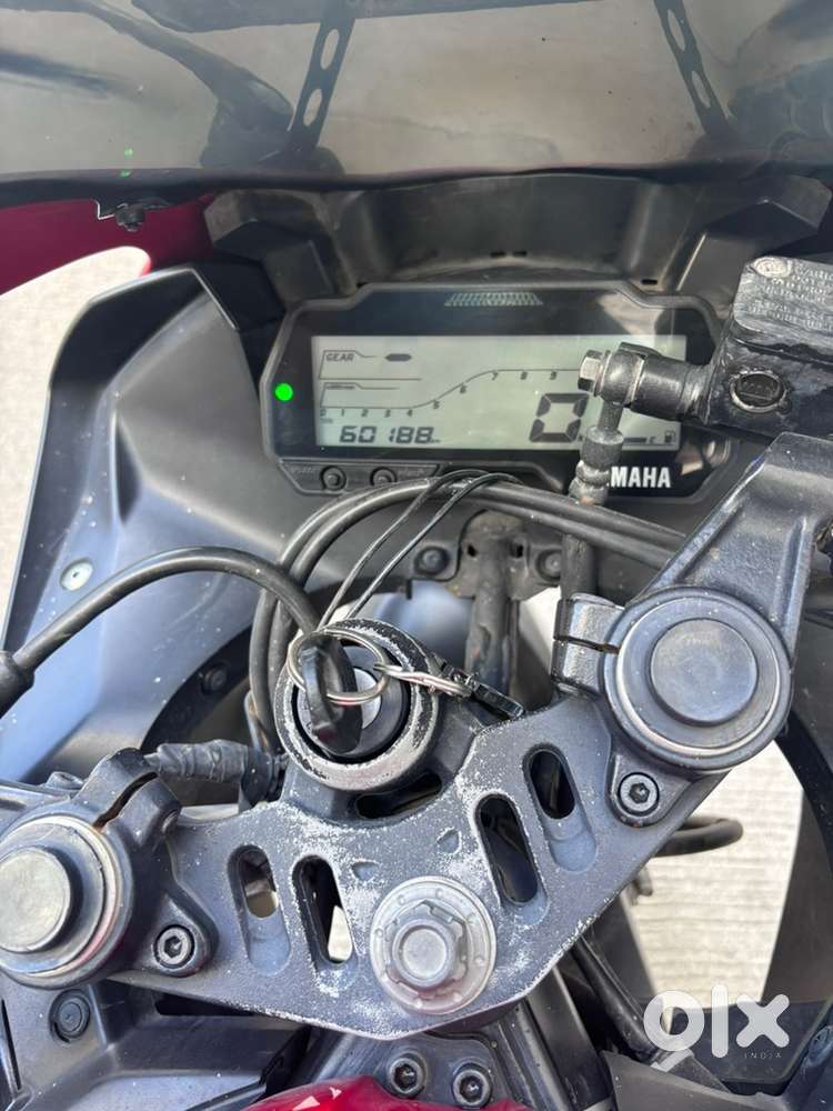 Selling my immaculately maintained 2018 Yamaha R15 V3