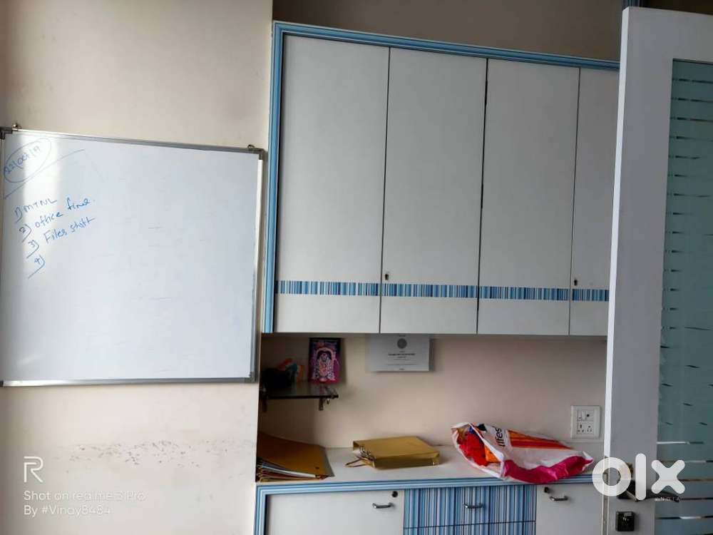 commercial office available for rent