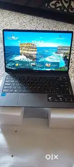 Laptop Prfact condition less then year old
