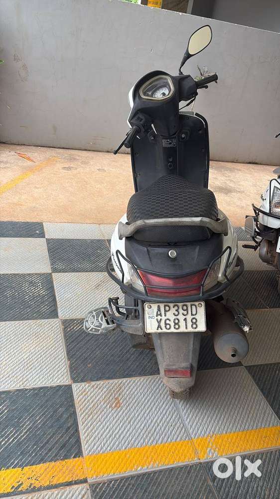 Hero Pleasure 110 Pearl Silver White