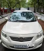 Toyota Corolla Altis 2010-2013 1.8 J, 2010, Petrol