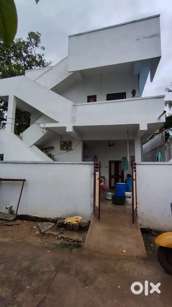 2Bhk house for rent