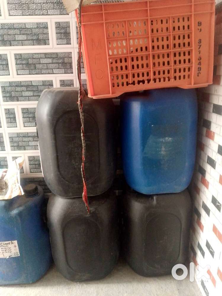 Plastic carboy