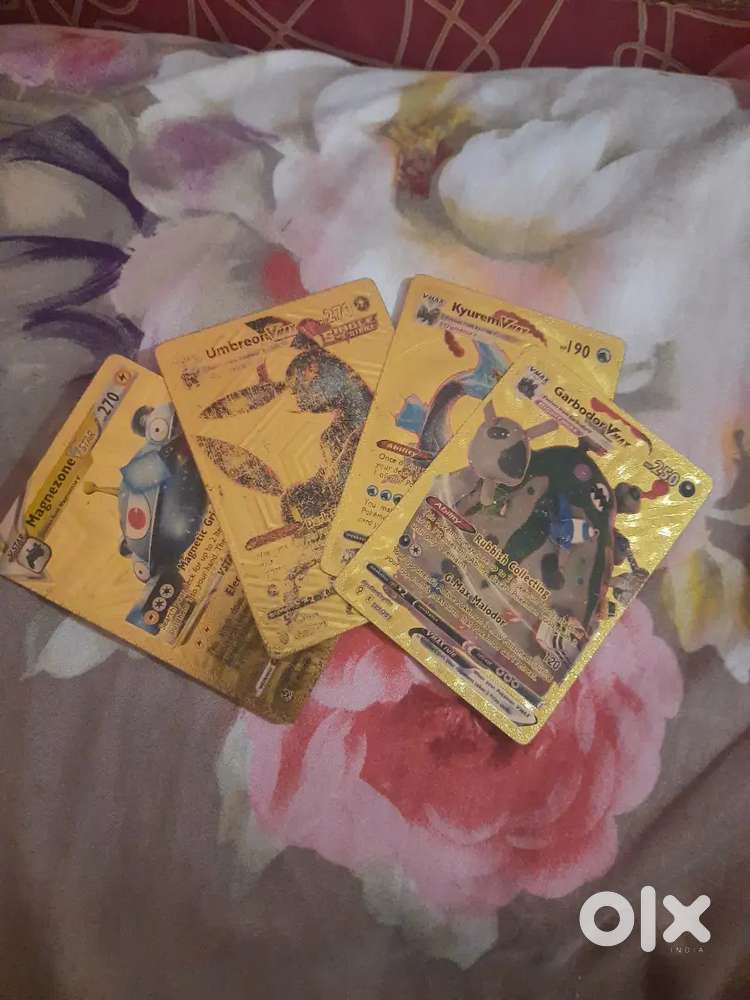 This is gold Pokémon cards