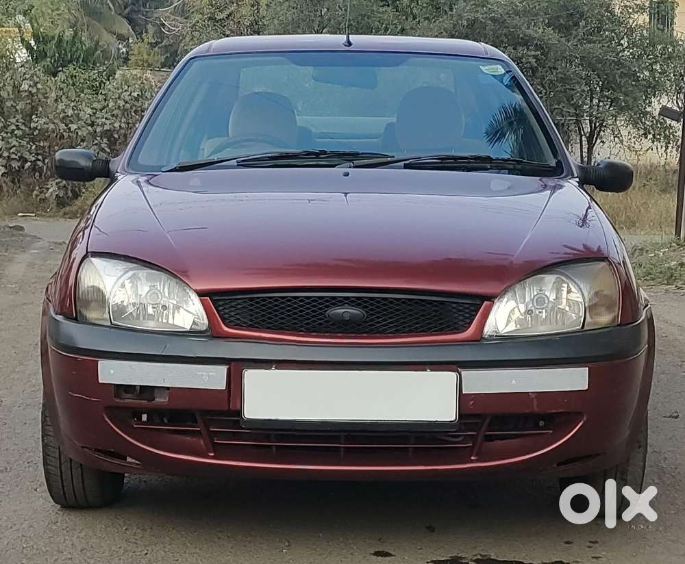 Ford Ikon 1.3 CLXi, 2004, Petrol