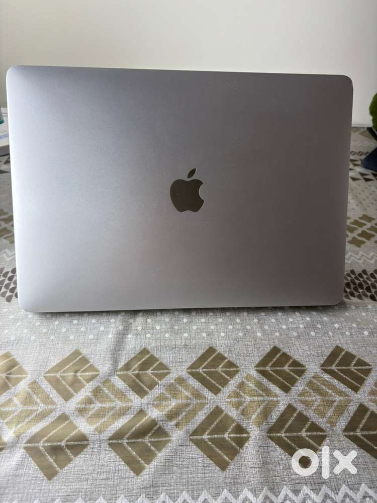 Apple Macbook Air 16GB RAM M1