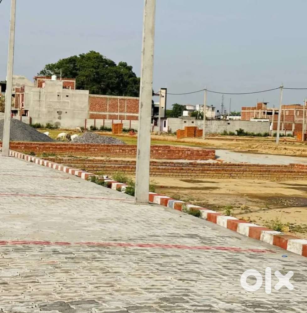 प्लॉट 50 गज से 200 गज तक सारी सुविधाओं के साथ