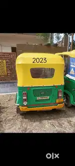Alag alag price hai