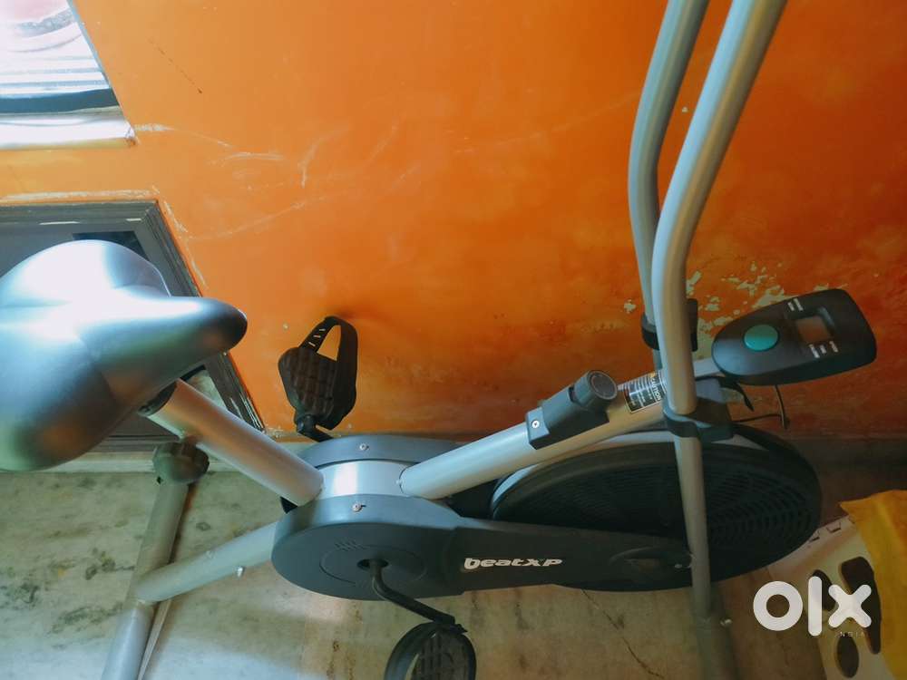 Air Bike (Excercise cycle)