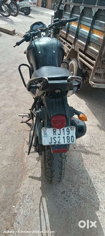 Yamaha FZ16 available for sale