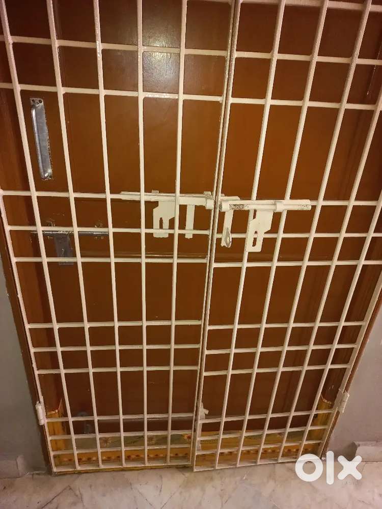Old flate for sale